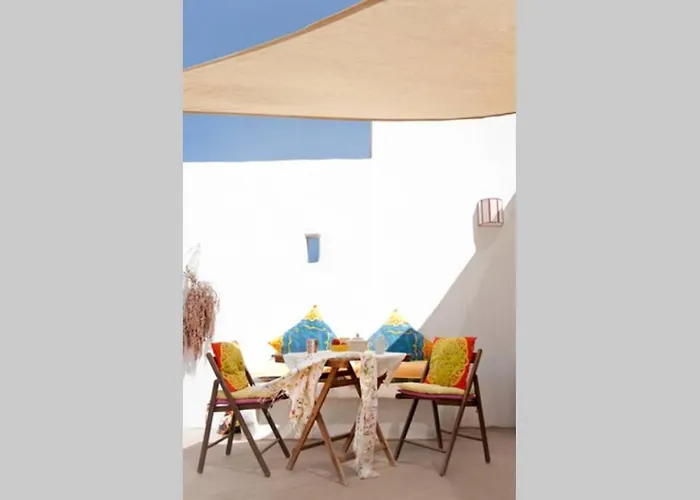 Luna - Eco Retreat Artis Tirma Lägenhet *