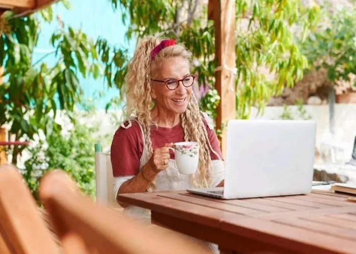 Luna - Eco Retreat Artis Tirma * Tarajalejo