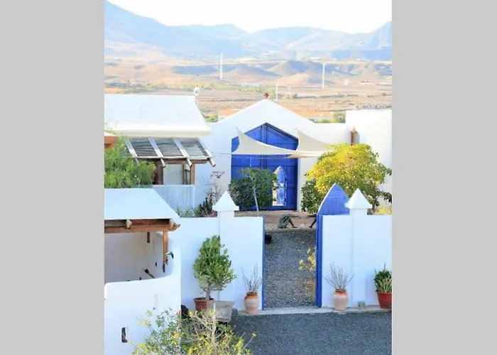 Apartament Luna - Eco Retreat Artis Tirma Tarajalejo