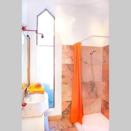 Luna - Eco Retreat Artis Tirma